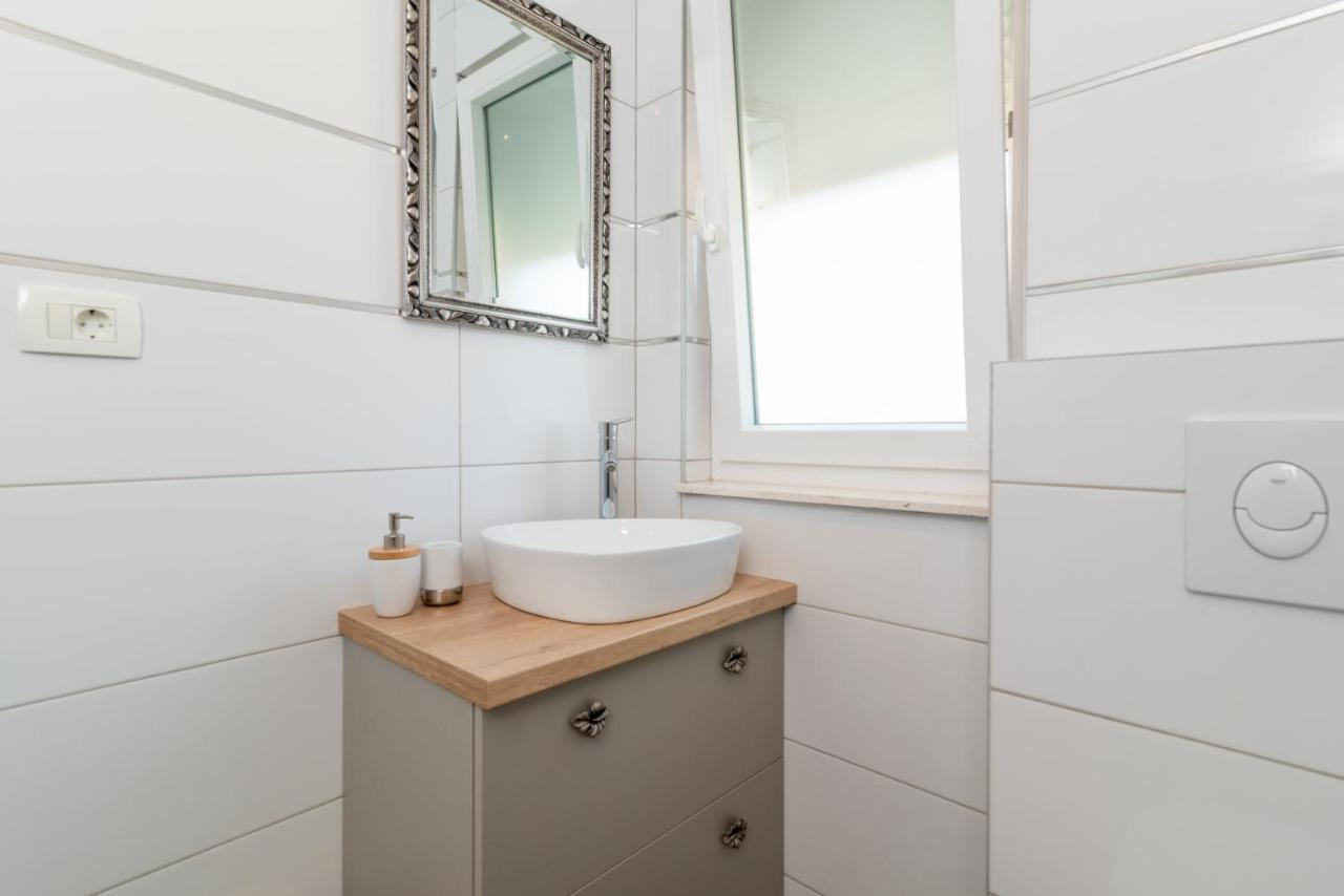 Apartmani Princi Trogir Exteriör bild